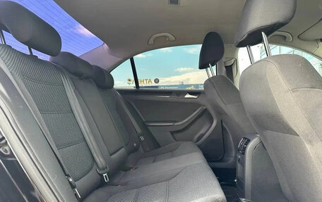 Volkswagen Jetta VI, 2013 год, 970 000 рублей, 4 фотография