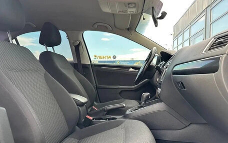 Volkswagen Jetta VI, 2013 год, 970 000 рублей, 7 фотография