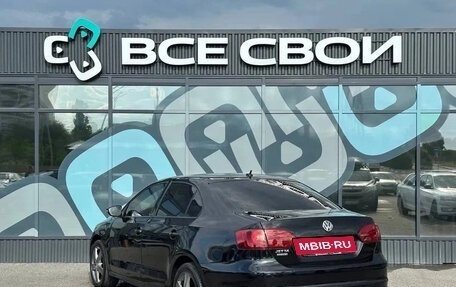 Volkswagen Jetta VI, 2013 год, 970 000 рублей, 3 фотография