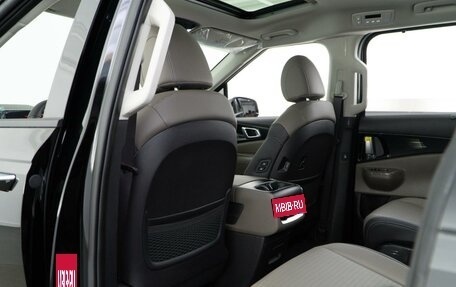 KIA Carnival, 2025 год, 7 687 738 рублей, 15 фотография