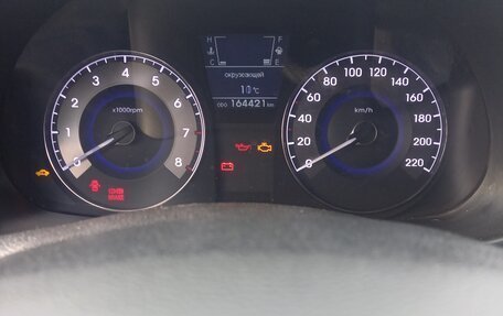 Hyundai Solaris II рестайлинг, 2012 год, 670 000 рублей, 7 фотография