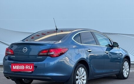 Opel Astra J, 2013 год, 1 290 000 рублей, 9 фотография