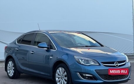 Opel Astra J, 2013 год, 1 290 000 рублей, 5 фотография