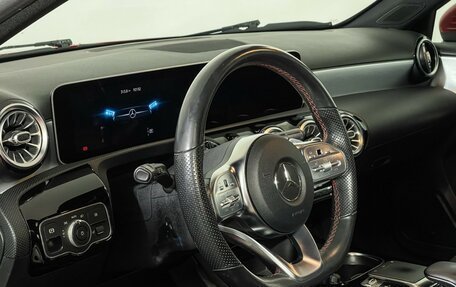 Mercedes-Benz A-Класс, 2018 год, 2 648 000 рублей, 13 фотография