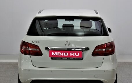 Mercedes-Benz B-Класс, 2014 год, 1 380 000 рублей, 3 фотография