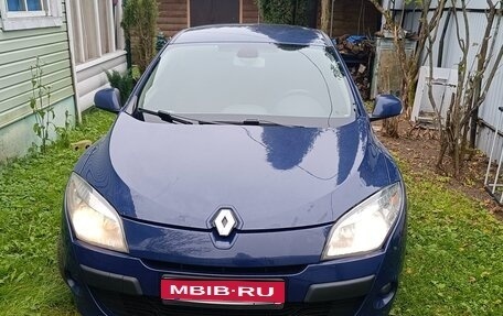 Renault Megane III, 2011 год, 700 000 рублей, 1 фотография
