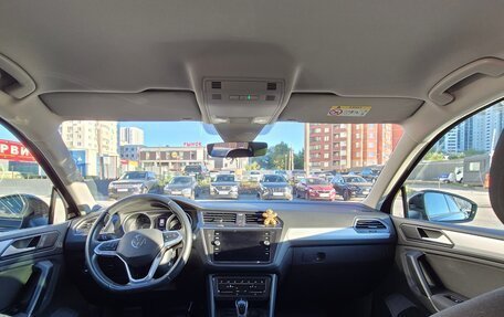 Volkswagen Tiguan II, 2021 год, 2 700 000 рублей, 10 фотография