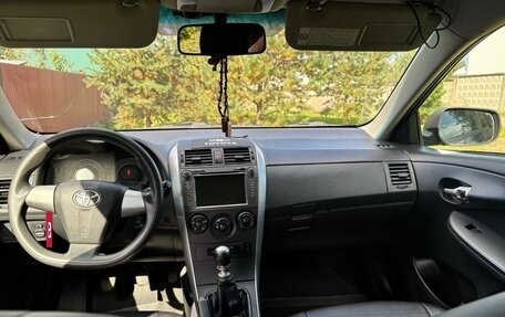 Toyota Corolla, 2012 год, 850 000 рублей, 5 фотография