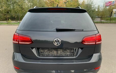 Volkswagen Golf VII, 2019 год, 1 430 000 рублей, 9 фотография