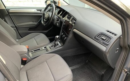 Volkswagen Golf VII, 2019 год, 1 430 000 рублей, 13 фотография