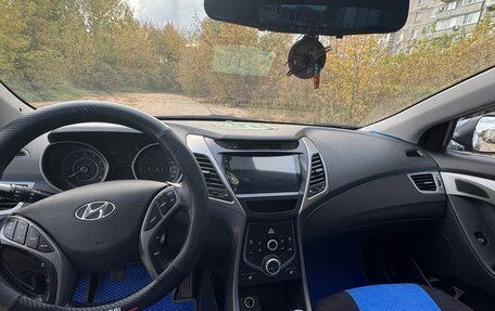 Hyundai Elantra V, 2015 год, 1 330 000 рублей, 13 фотография