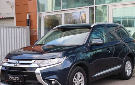 Mitsubishi Outlander III рестайлинг 3, 2018 год, 1 690 000 рублей, 1 фотография