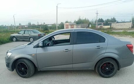 Chevrolet Aveo III, 2012 год, 610 000 рублей, 2 фотография