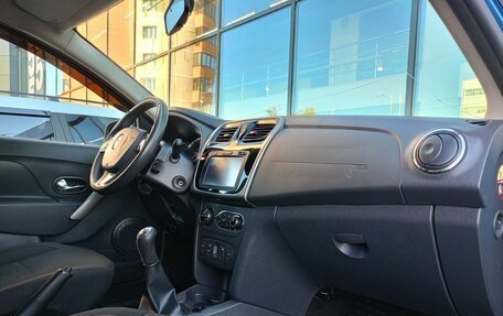 Renault Sandero II рестайлинг, 2017 год, 995 800 рублей, 6 фотография