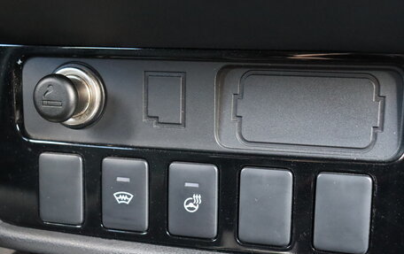 Mitsubishi Outlander III рестайлинг 3, 2018 год, 1 690 000 рублей, 19 фотография