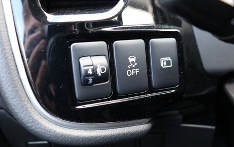 Mitsubishi Outlander III рестайлинг 3, 2018 год, 1 690 000 рублей, 20 фотография