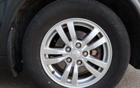 Mitsubishi Outlander III рестайлинг 3, 2018 год, 1 690 000 рублей, 26 фотография