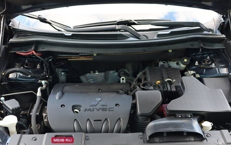 Mitsubishi Outlander III рестайлинг 3, 2018 год, 1 690 000 рублей, 23 фотография