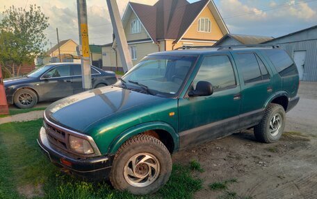 Chevrolet Blazer II рестайлинг, 1998 год, 350 000 рублей, 1 фотография