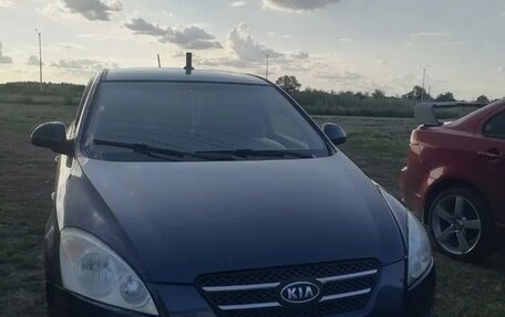 KIA cee'd I рестайлинг, 2008 год, 492 000 рублей, 1 фотография