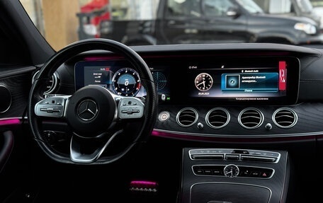 Mercedes-Benz E-Класс, 2019 год, 3 699 000 рублей, 17 фотография