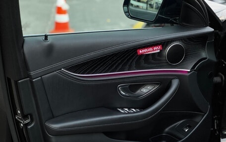 Mercedes-Benz E-Класс, 2019 год, 3 699 000 рублей, 25 фотография