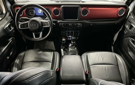 Jeep Wrangler, 2021 год, 5 890 000 рублей, 11 фотография
