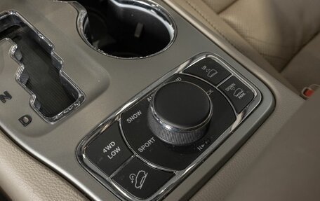 Jeep Grand Cherokee, 2011 год, 1 555 000 рублей, 10 фотография