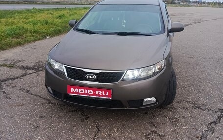 KIA Cerato III, 2013 год, 950 000 рублей, 1 фотография
