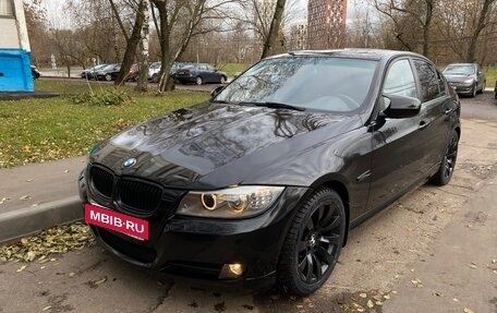 BMW 3 серия, 2011 год, 1 350 000 рублей, 13 фотография