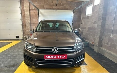 Volkswagen Touareg III, 2012 год, 2 500 000 рублей, 3 фотография