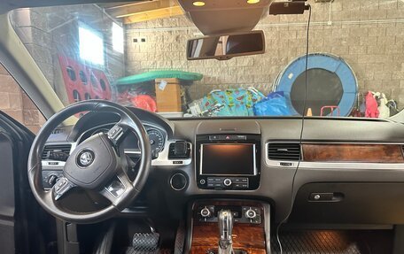 Volkswagen Touareg III, 2012 год, 2 500 000 рублей, 11 фотография