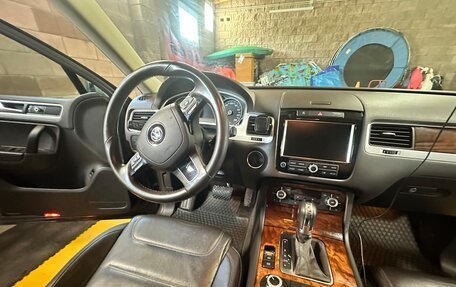 Volkswagen Touareg III, 2012 год, 2 500 000 рублей, 9 фотография