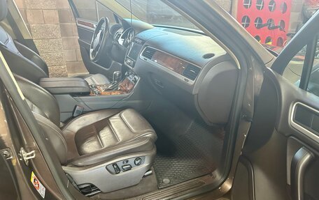 Volkswagen Touareg III, 2012 год, 2 500 000 рублей, 12 фотография