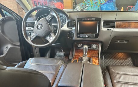 Volkswagen Touareg III, 2012 год, 2 500 000 рублей, 8 фотография