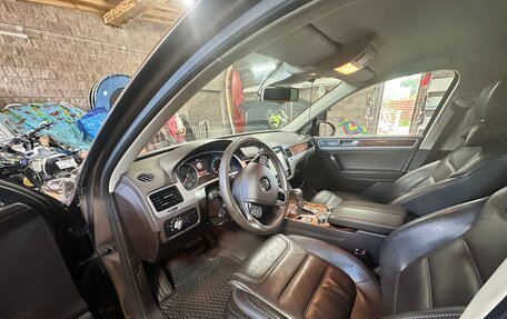 Volkswagen Touareg III, 2012 год, 2 500 000 рублей, 22 фотография