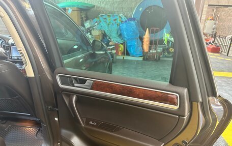 Volkswagen Touareg III, 2012 год, 2 500 000 рублей, 16 фотография