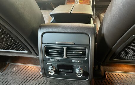 Volkswagen Touareg III, 2012 год, 2 500 000 рублей, 29 фотография