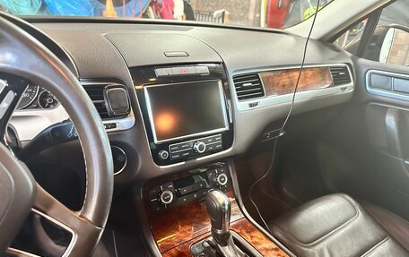 Volkswagen Touareg III, 2012 год, 2 500 000 рублей, 20 фотография