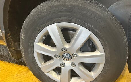 Volkswagen Touareg III, 2012 год, 2 500 000 рублей, 31 фотография