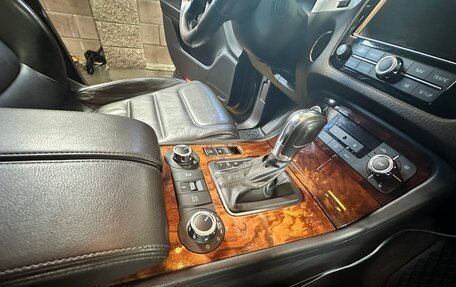 Volkswagen Touareg III, 2012 год, 2 500 000 рублей, 32 фотография