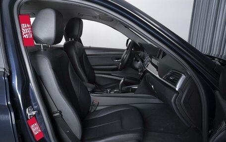 BMW 3 серия, 2017 год, 1 684 000 рублей, 8 фотография