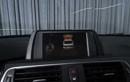 BMW 3 серия, 2017 год, 1 684 000 рублей, 14 фотография