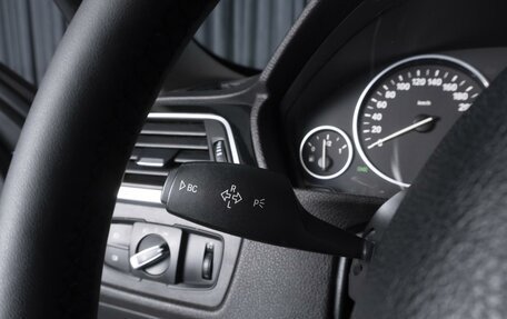 BMW 3 серия, 2017 год, 1 684 000 рублей, 20 фотография