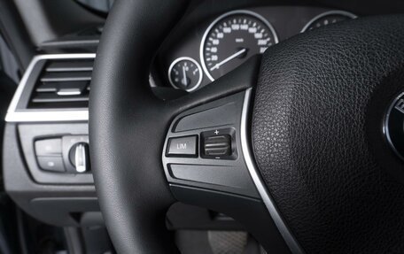 BMW 3 серия, 2017 год, 1 684 000 рублей, 17 фотография