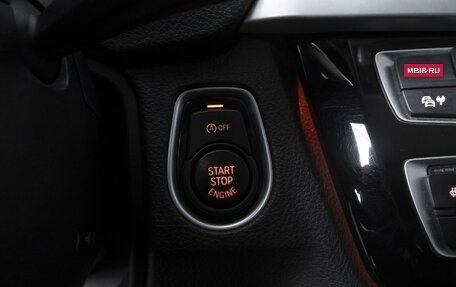 BMW 3 серия, 2017 год, 1 684 000 рублей, 19 фотография