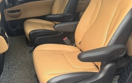 KIA Carnival, 2020 год, 3 980 000 рублей, 26 фотография