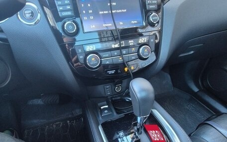 Nissan Qashqai, 2018 год, 2 400 000 рублей, 3 фотография