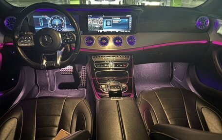 Mercedes-Benz CLS, 2019 год, 5 200 000 рублей, 12 фотография