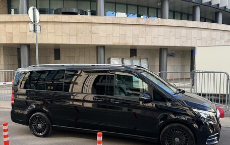 Mercedes-Benz V-Класс, 2019 год, 6 500 000 рублей, 2 фотография
